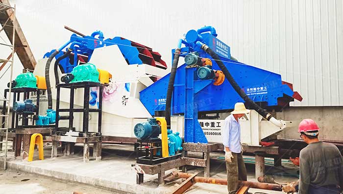 尾礦沙含泥量太高，請問有降低含泥量的設(shè)備嗎？